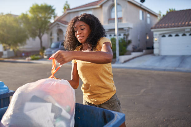 Best Garage Cleanout Services  in Junction City, OR